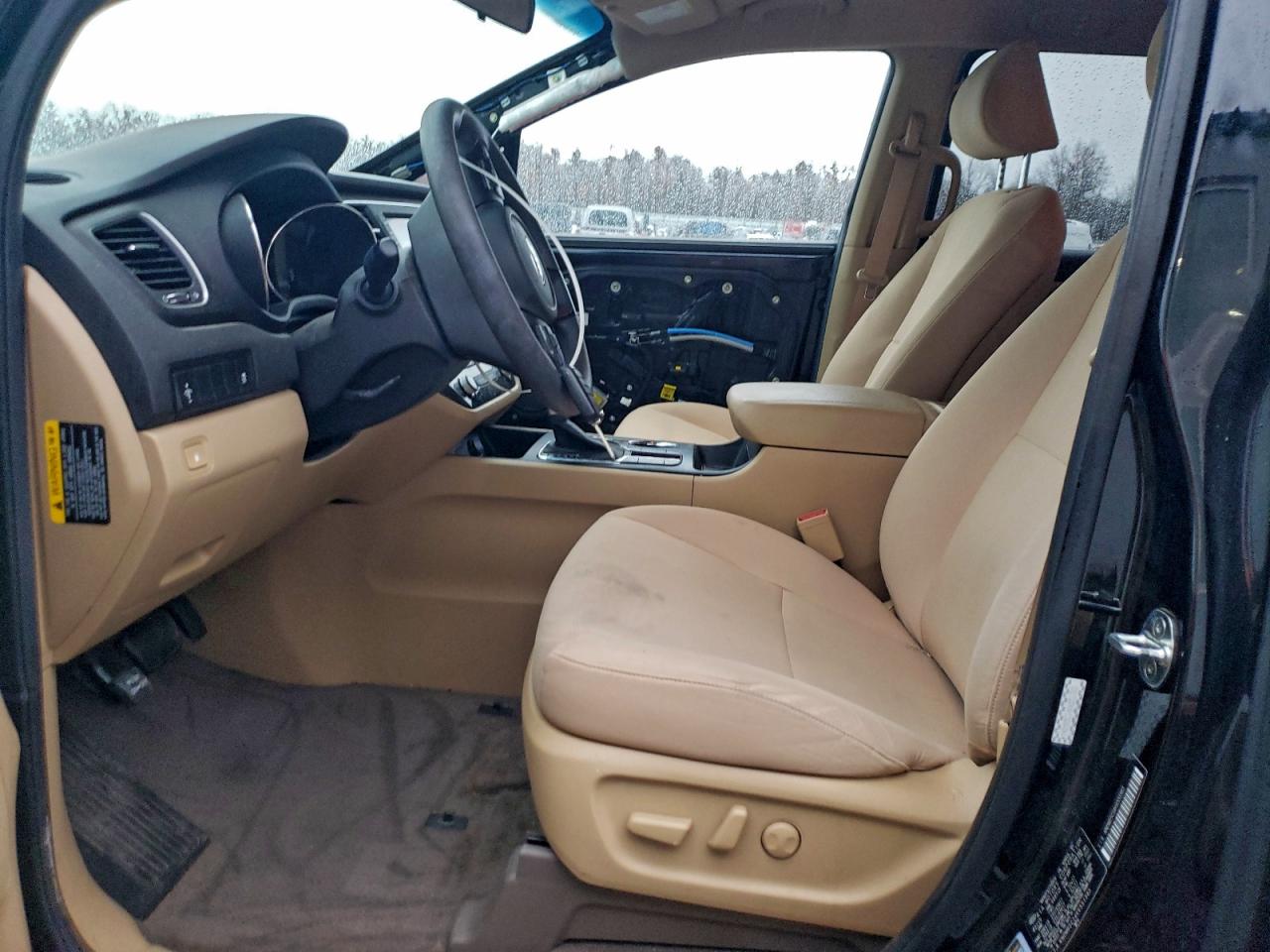 2019 Kia Sedona Lx VIN: KNDMB5C14K6551383 Lot: 92689055