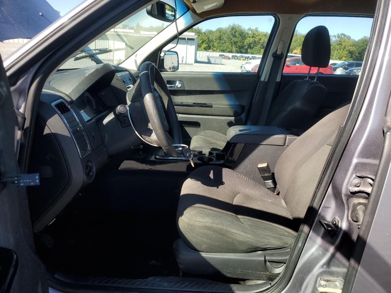 2008 Mazda Tribute I VIN: 4F2CZ02Z88KM20569 Lot: 91007805