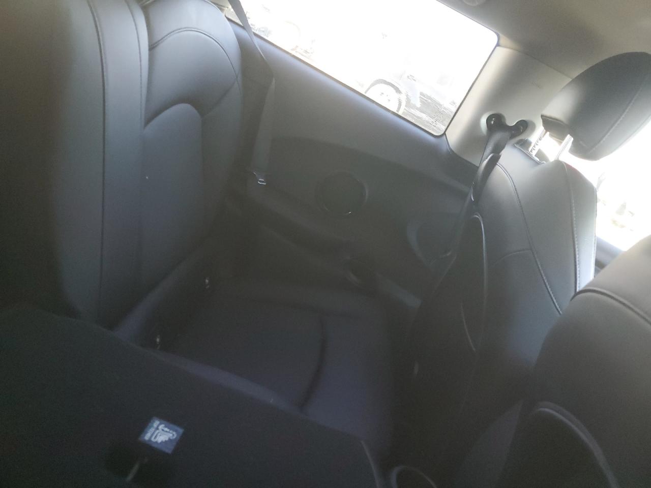 2016 Mini Cooper VIN: WMWXP5C54G3B77593 Lot: 92438265