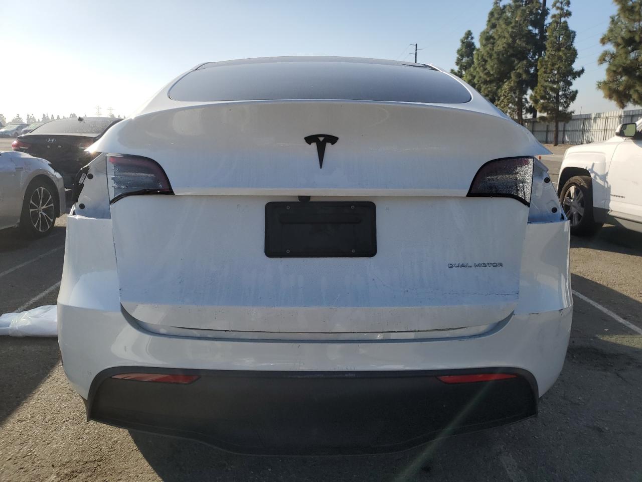 2023 Tesla Model Y VIN: 7SAYGAEE3PF873684 Lot: 90752965