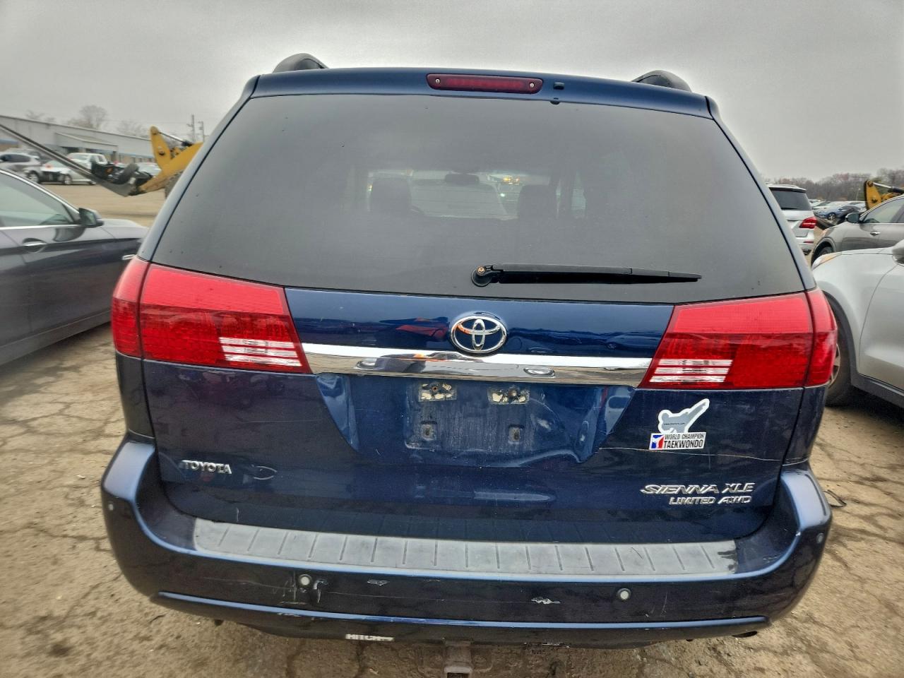 2005 Toyota Sienna Xle VIN: 5TDBA22C55S034089 Lot: 93662755