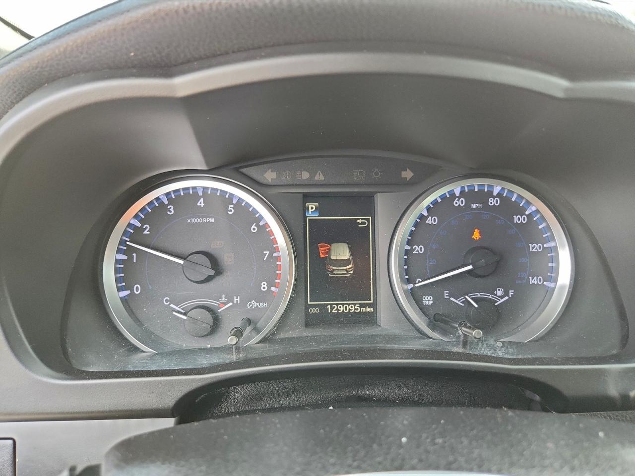 2017 Toyota Highlander Le VIN: 5TDZARFH3HS025540 Lot: 93738245