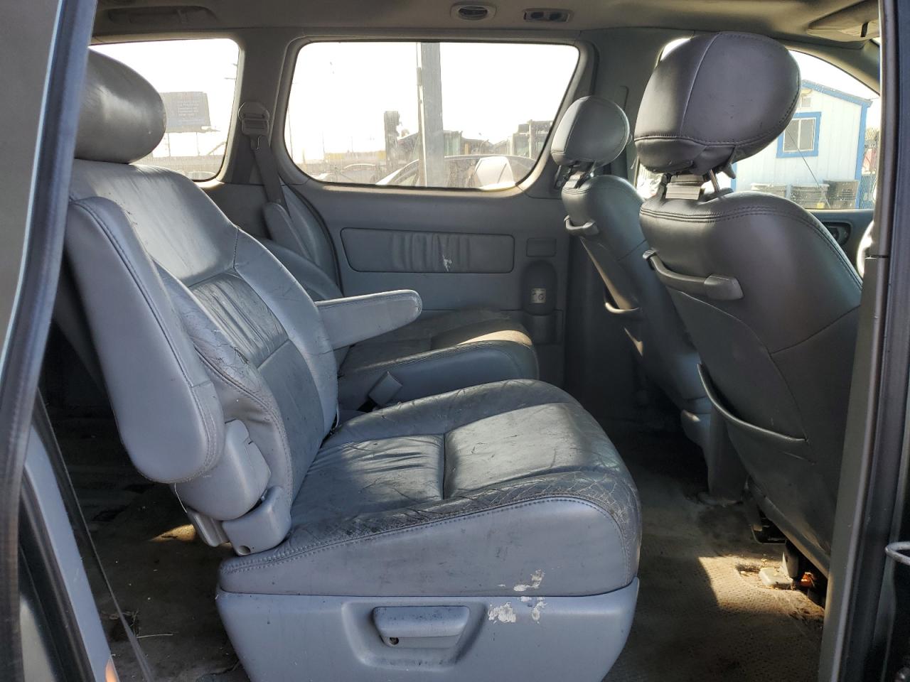 2020 Toyota Sienna Le VIN: 4T3ZF13C0YU235653 Lot: 82756425