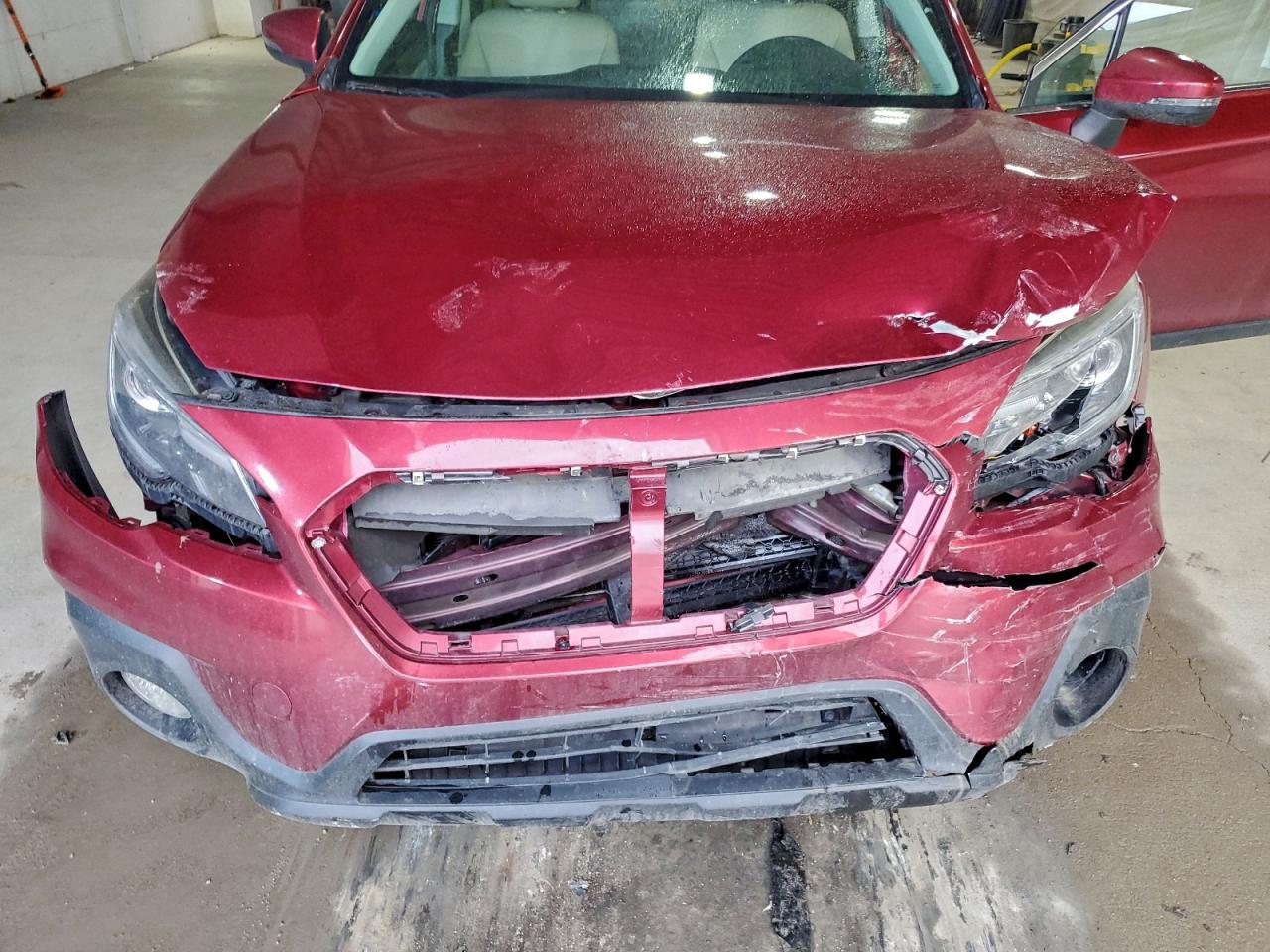 2018 Subaru Outback 2.5I Limited VIN: 4S4BSANC4J3262417 Lot: 94547315