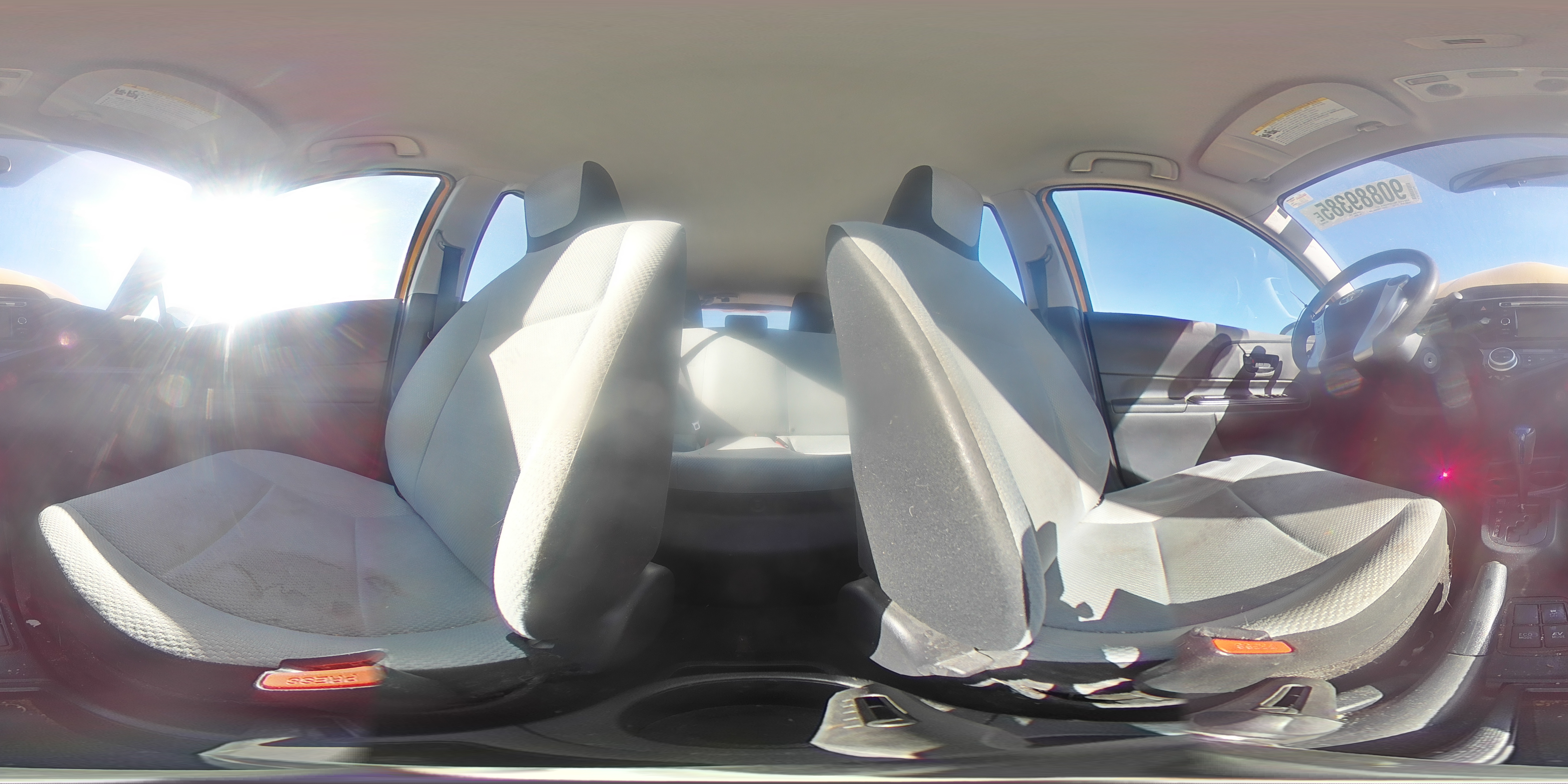 2015 Toyota Prius C VIN: JTDKDTB33F1088342 Lot: 90889385