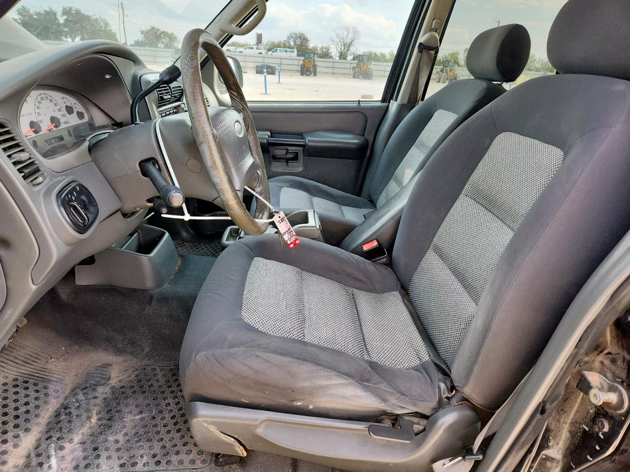 2005 Ford Explorer Sport Trac VIN: 1FMZU67K55UB39784 Lot: 90445335