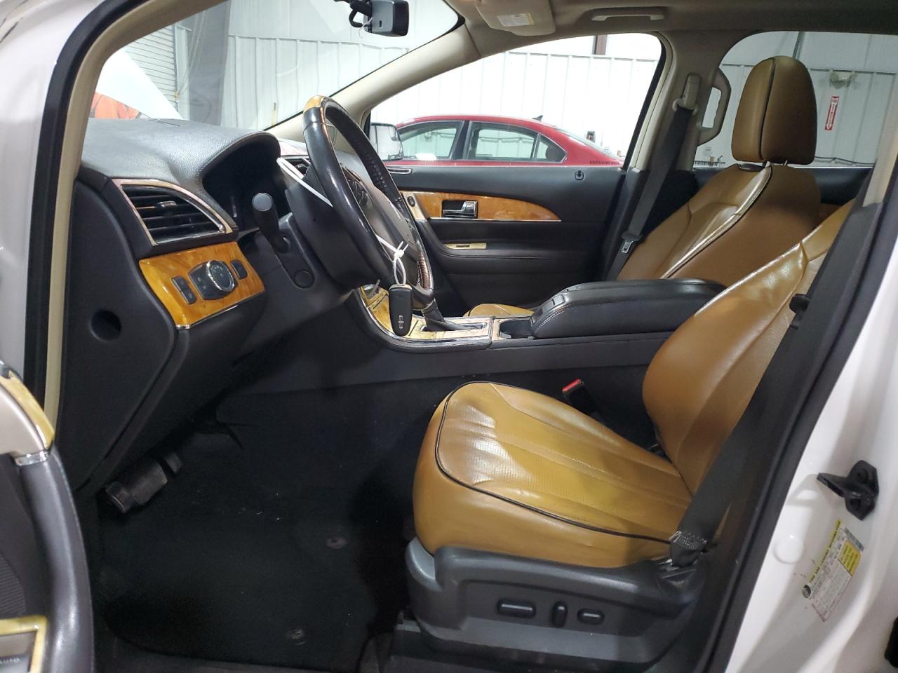 2011 Lincoln Mkx VIN: 2LMDJ8JK2BBJ33907 Lot: 92167295