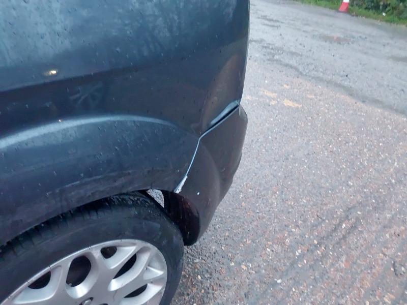 2010 FORD FOCUS 1.6 ZETEC 5DR