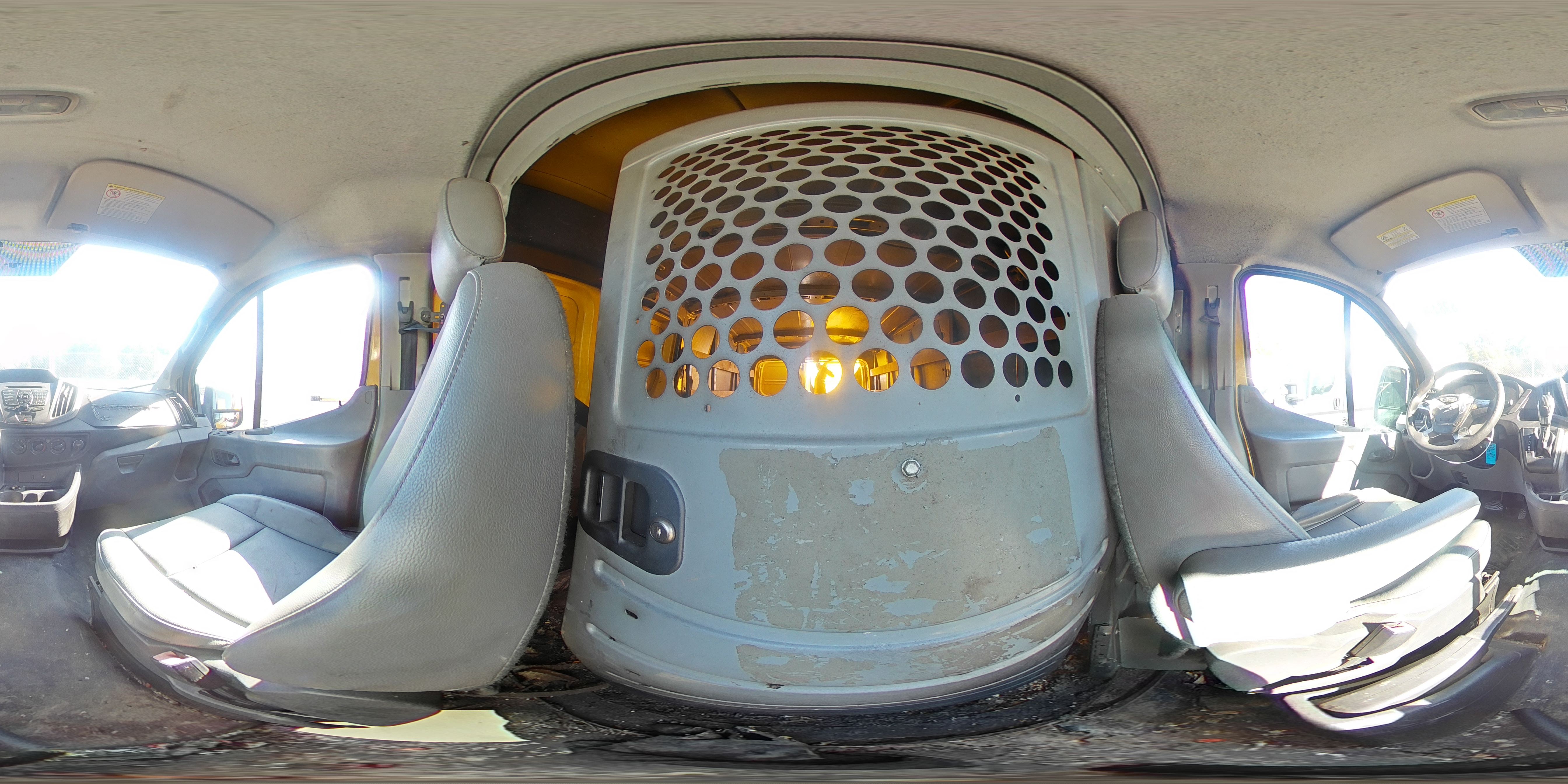 2015 Ford Transit T-250 VIN: 1FTNR2ZM4FKA77979 Lot: 89849815