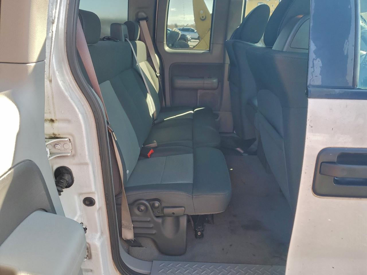 2007 Ford F150 VIN: 1FTRX12W37NA37096 Lot: 93931595