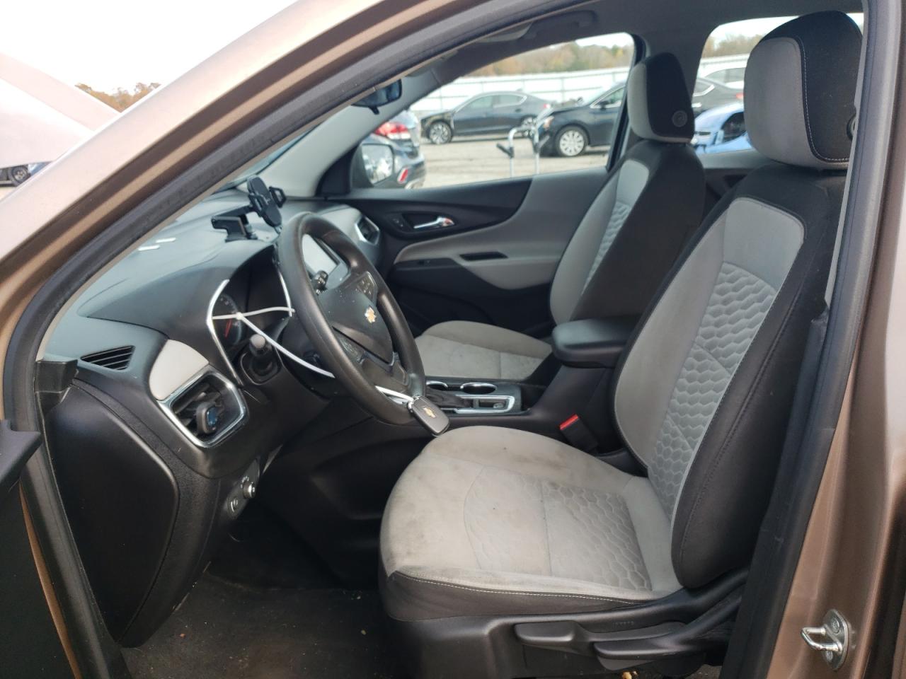 2019 Chevrolet Equinox Ls VIN: 2GNAXHEV0K6253632 Lot: 91502735