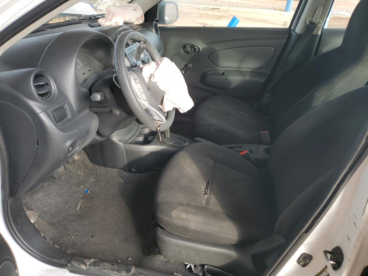 2015 Nissan Versa S VIN: 3N1CN7AP2FL811008 Lot: 93650945