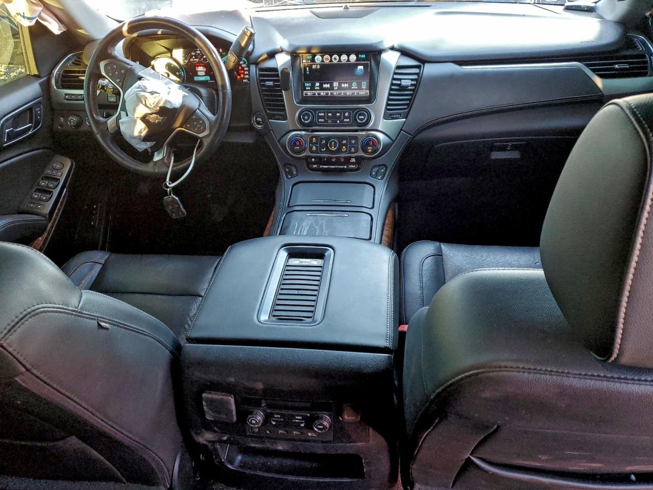 2018 Chevrolet Tahoe K1500 Premier VIN: 1GNSKCKCXJR307529 Lot: 94070935