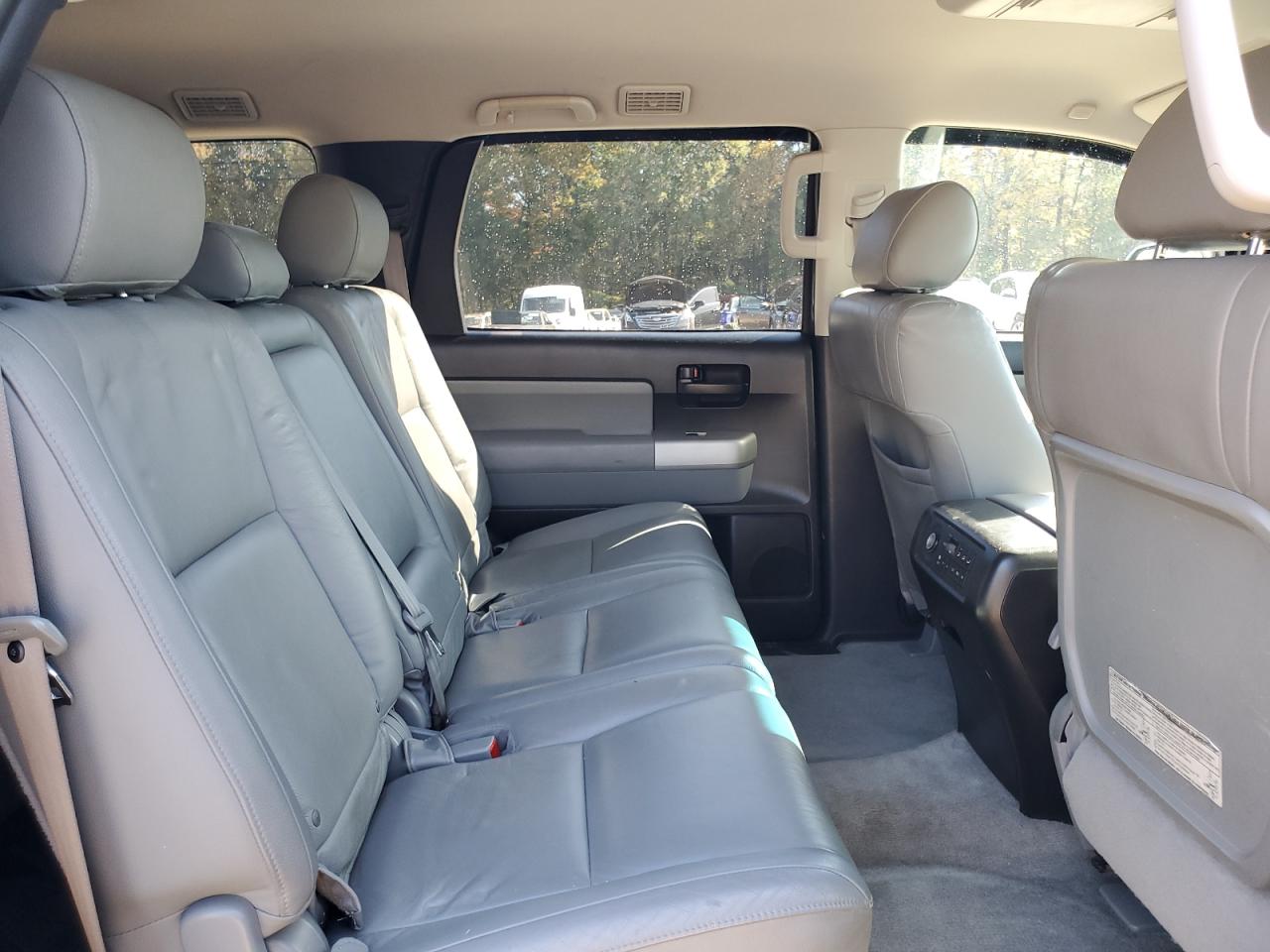 2008 Toyota Sequoia Sr5 VIN: 5TDZY64AX8S001686 Lot: 91486605