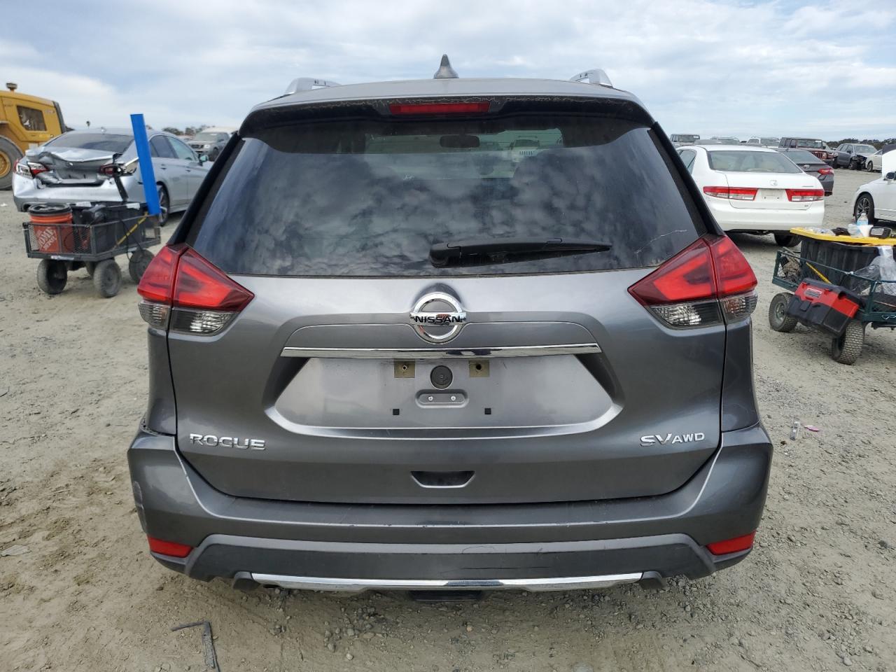2017 Nissan Rogue S VIN: KNMAT2MV4HP564055 Lot: 90716785