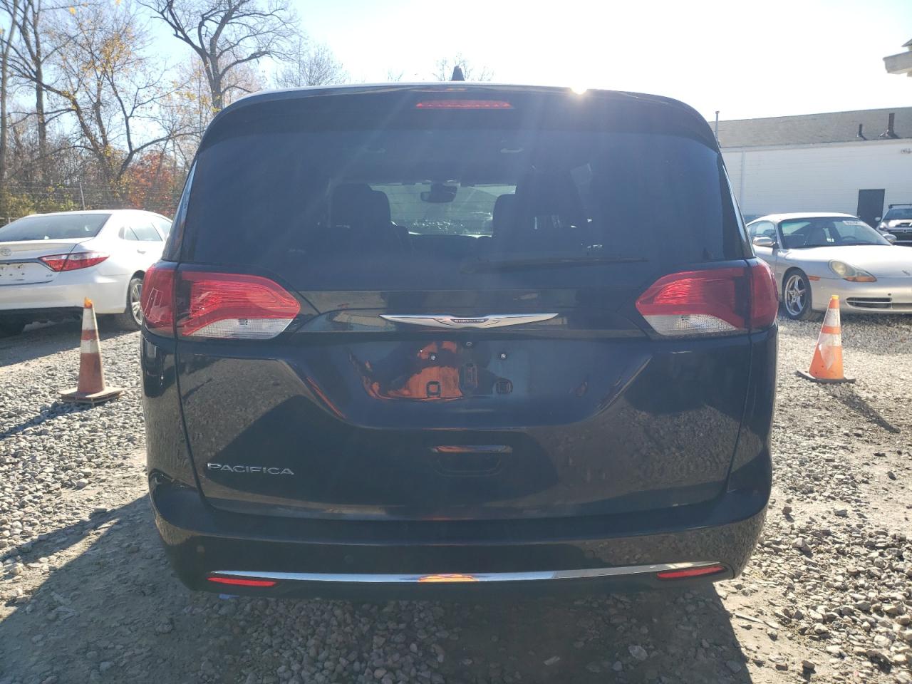 2018 Chrysler Pacifica Touring L Plus VIN: 2C4RC1EGXJR100544 Lot: 91013225