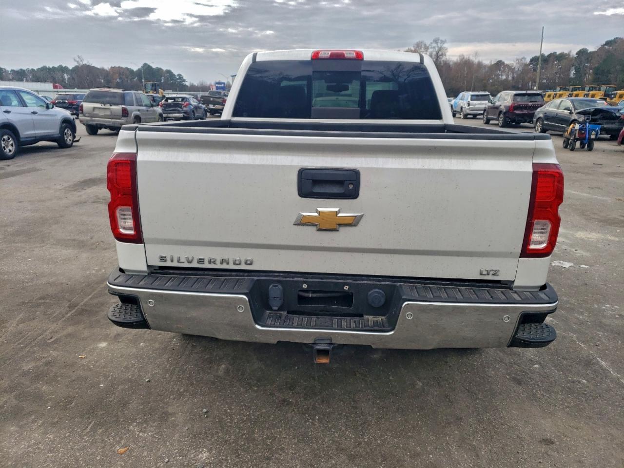 2017 Chevrolet Silverado C1500 Ltz VIN: 3GCPCSEC7HG381809 Lot: 94255005
