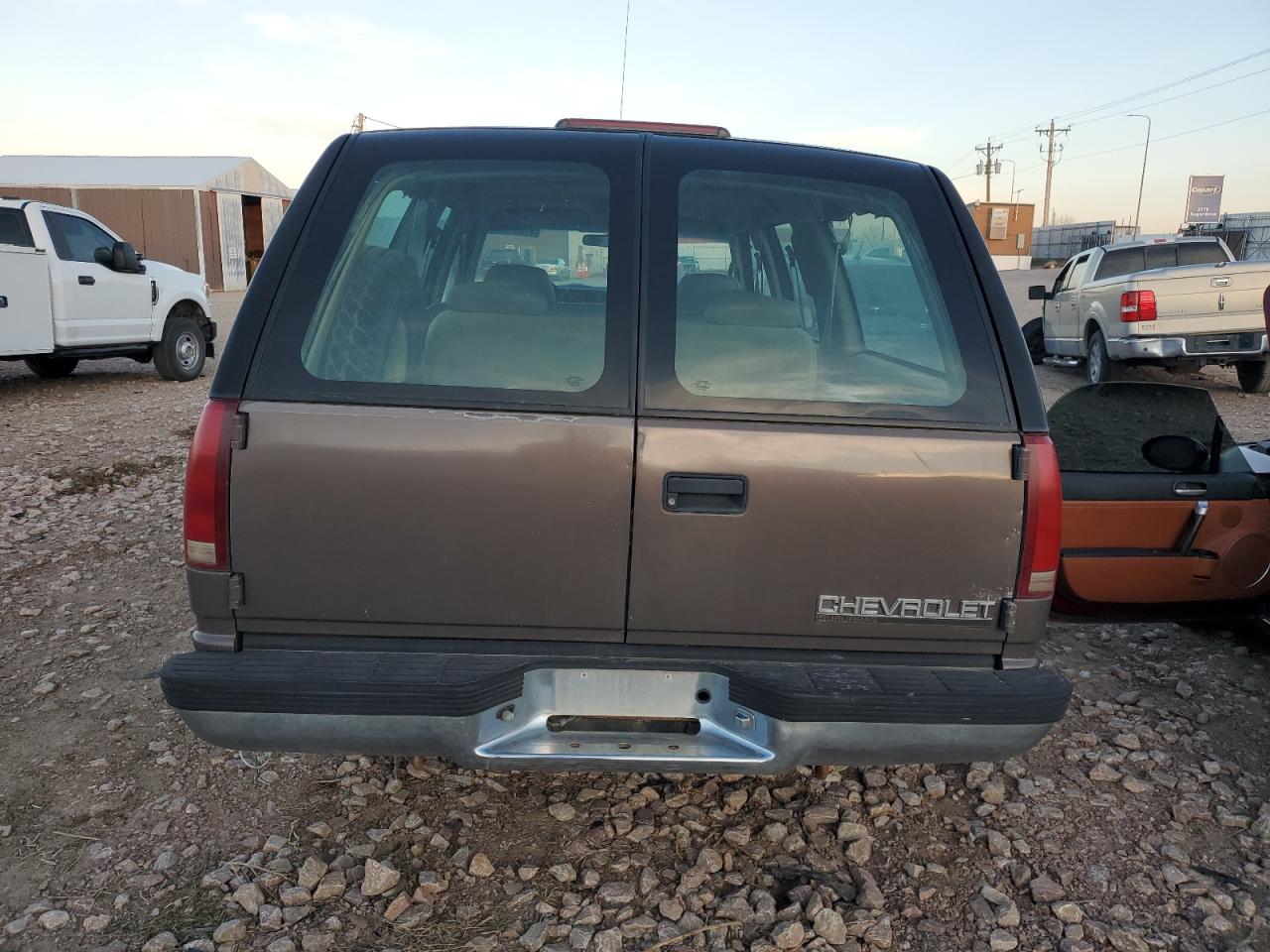 1997 Chevrolet Suburban K1500 VIN: 1GNFK16R2VJ318078 Lot: 91600785