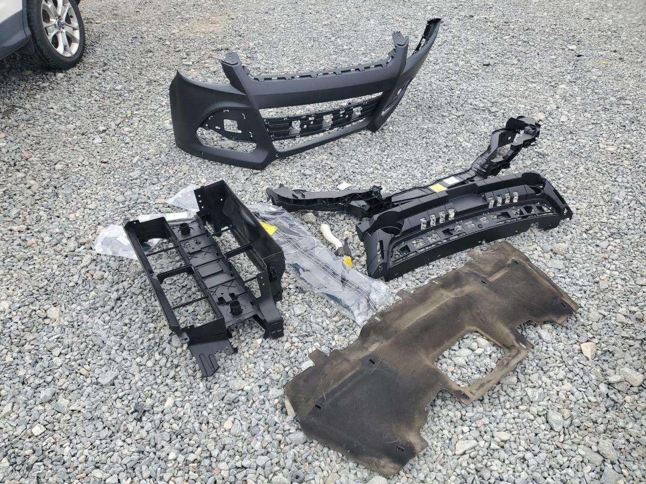 2013 Ford Escape Sel VIN: 1FMCU9H99DUC31272 Lot: 90731105