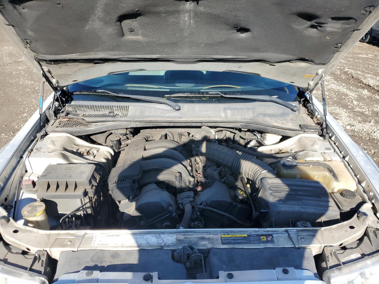 2005 Chrysler 300 VIN: 2C3JA43R45H582923 Lot: 92135405