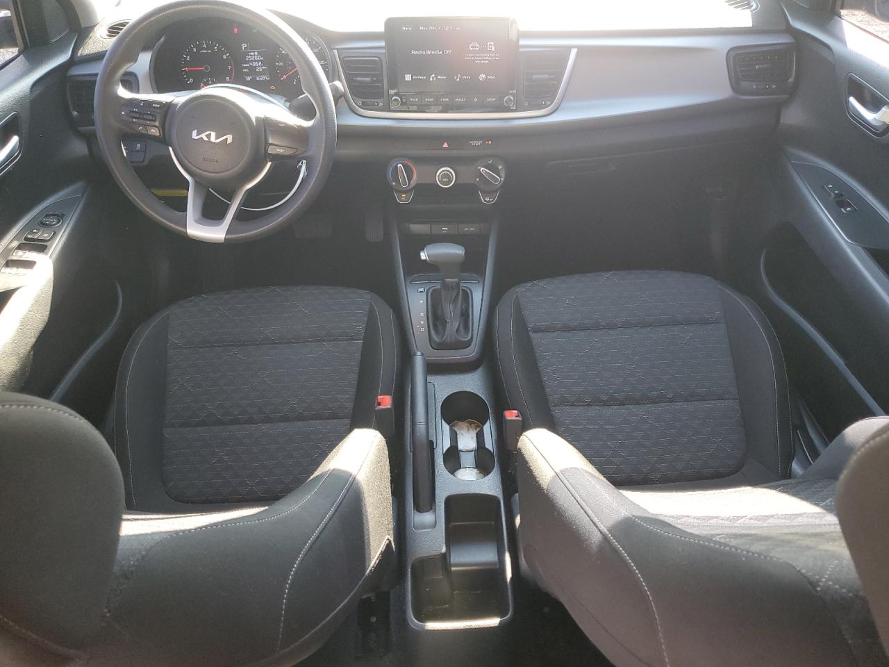 2022 Kia Rio Lx VIN: 3KPA24AD4NE437067 Lot: 90899625