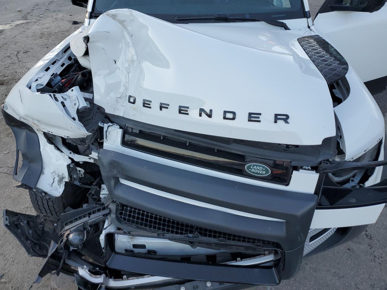 2023 Land Rover Defender 110 S VIN: SALEJ7EX1P2110452 Lot: 92257575