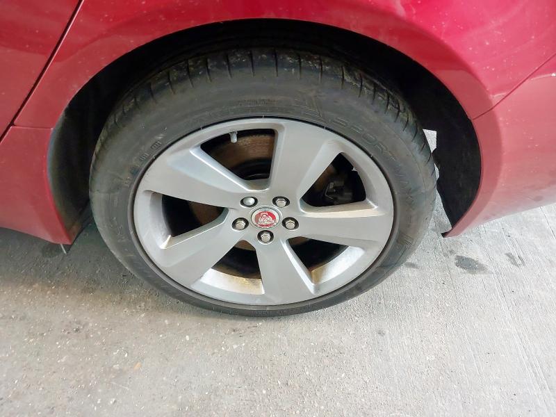 2015 JAGUAR XF 2.0D [180] PORTFOLIO 4DR AUTO