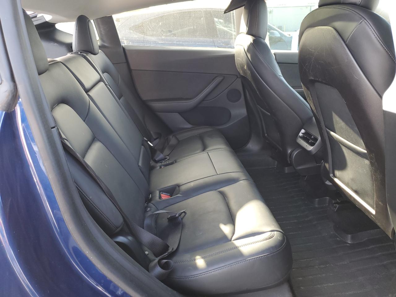 2020 Tesla Model Y VIN: 5YJYGDEE8LF032940 Lot: 90810425