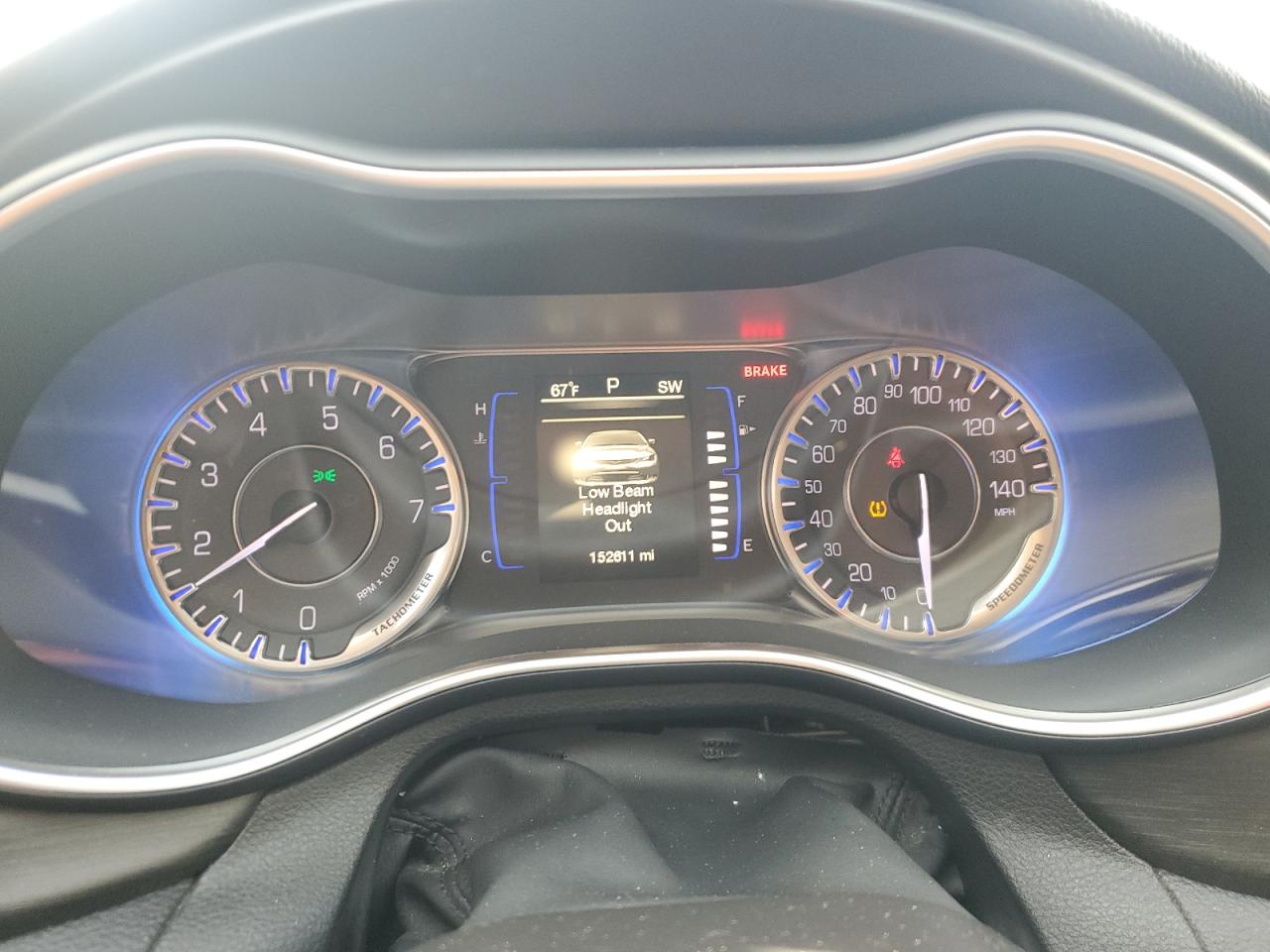 2015 Chrysler 200 Limited VIN: 1C3CCCAB0FN564866 Lot: 89551555