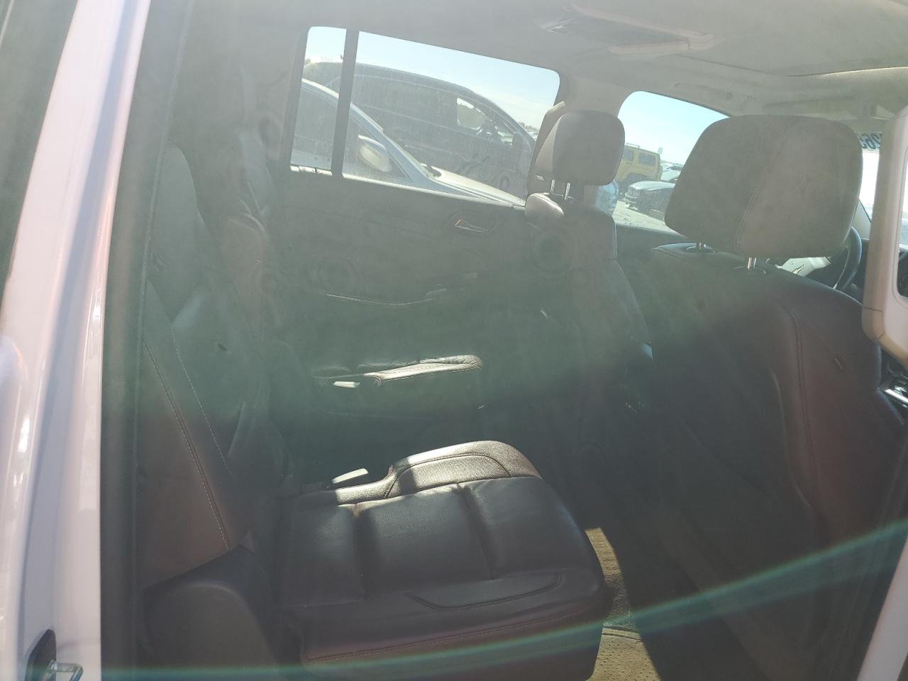 2015 Chevrolet Suburban K1500 Ltz VIN: 1GNSKKKC4FR245997 Lot: 92826575