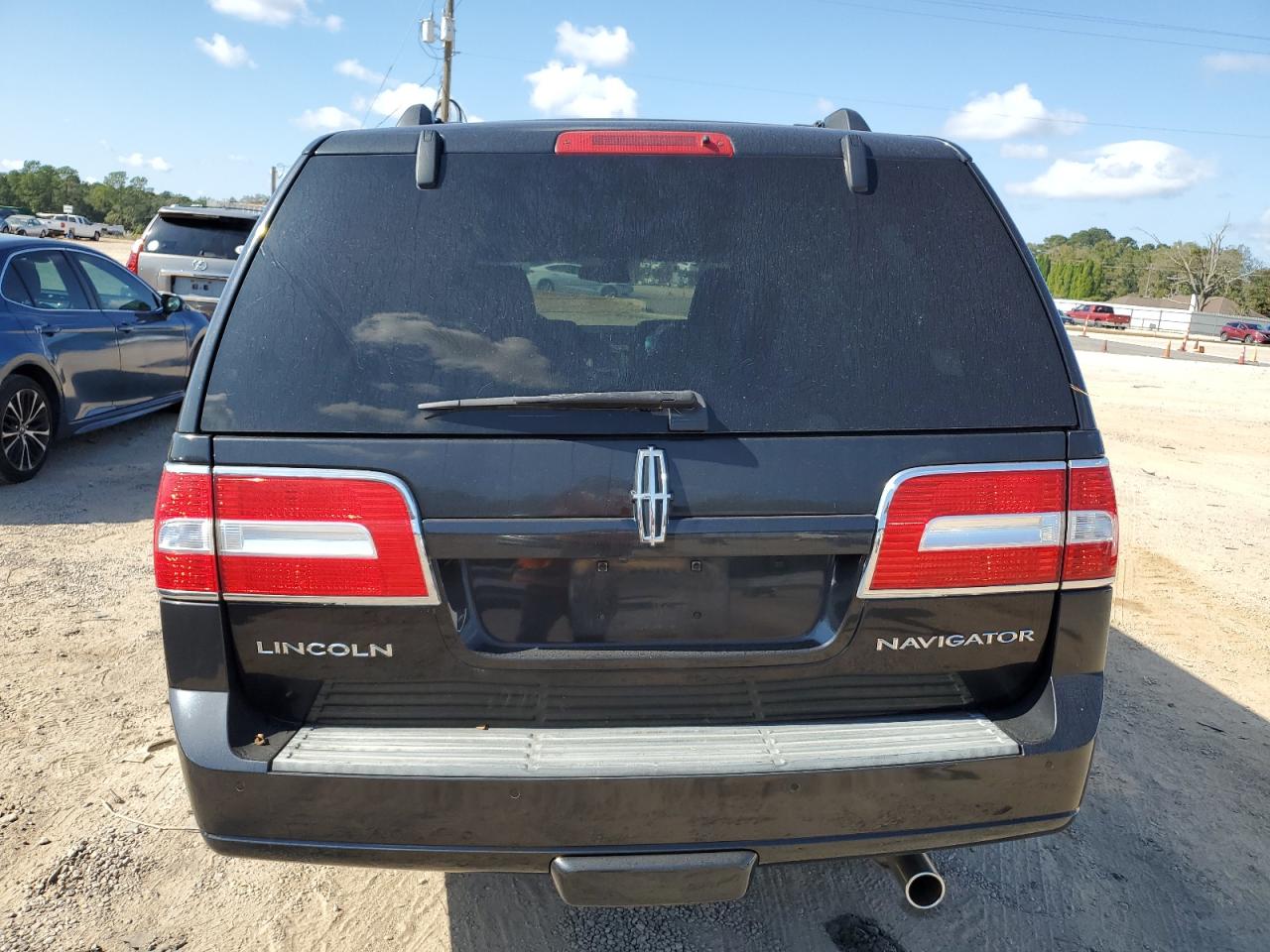 2010 Lincoln Navigator VIN: 5LMJJ2H58AEJ10725 Lot: 92618685