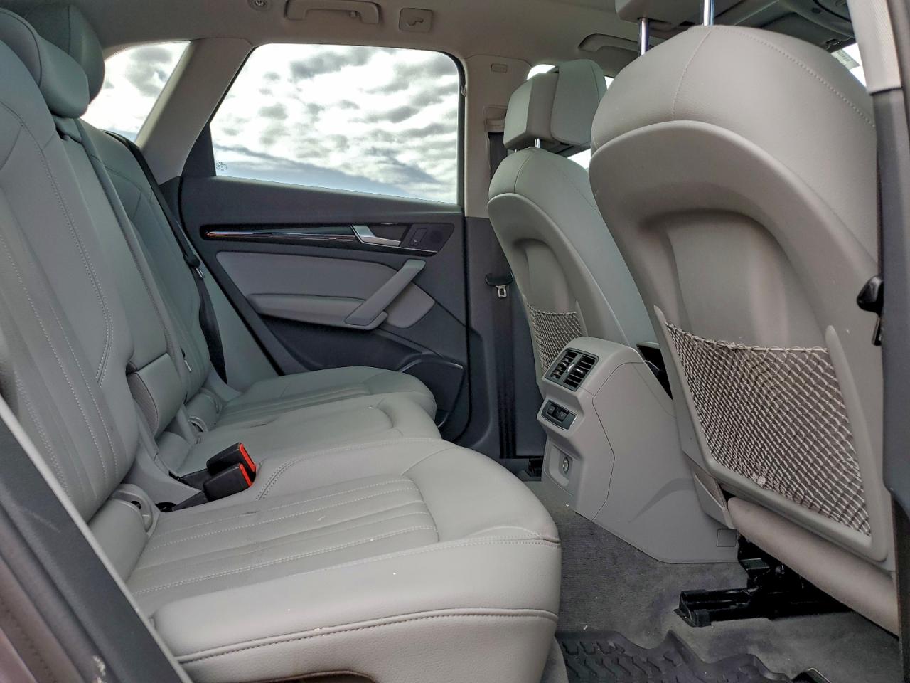 2020 Audi Q5 Premium VIN: WA1ANAFY3L2066473 Lot: 93331255