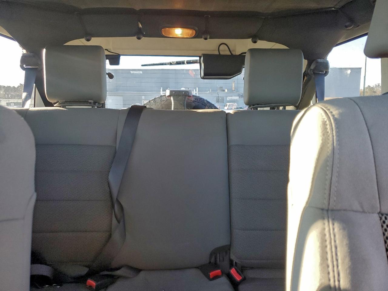 2008 Jeep Wrangler Unlimited Sahara VIN: 1J8GA59148L553239 Lot: 94098485