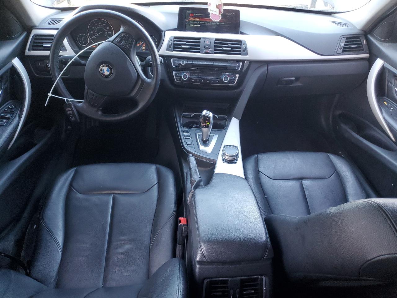 2017 BMW 320 Xi VIN: WBA8E5G31HNU43013 Lot: 92318075