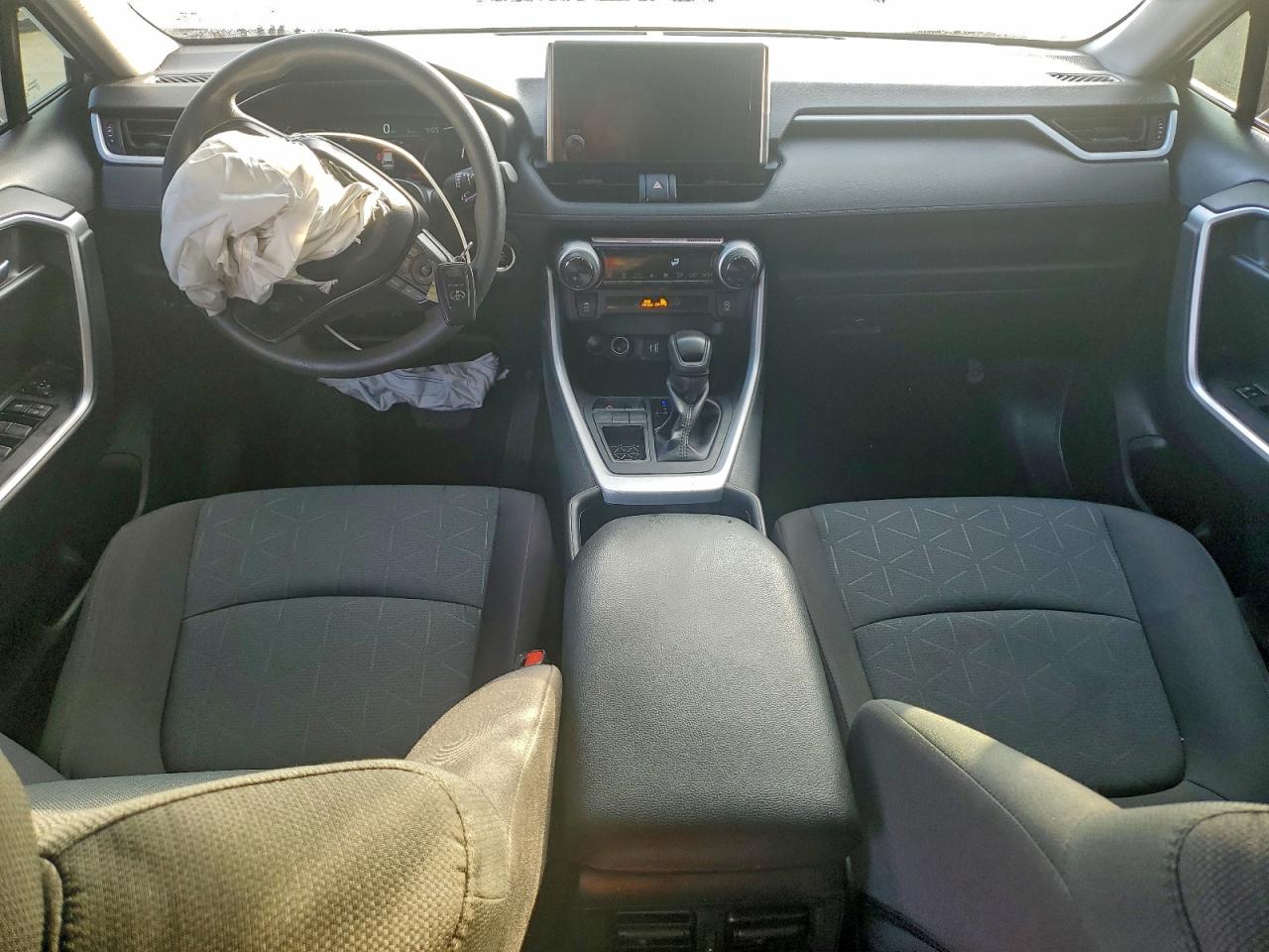 2024 Toyota Rav4 Xle VIN: 2T3W1RFVXRC284133 Lot: 93427625