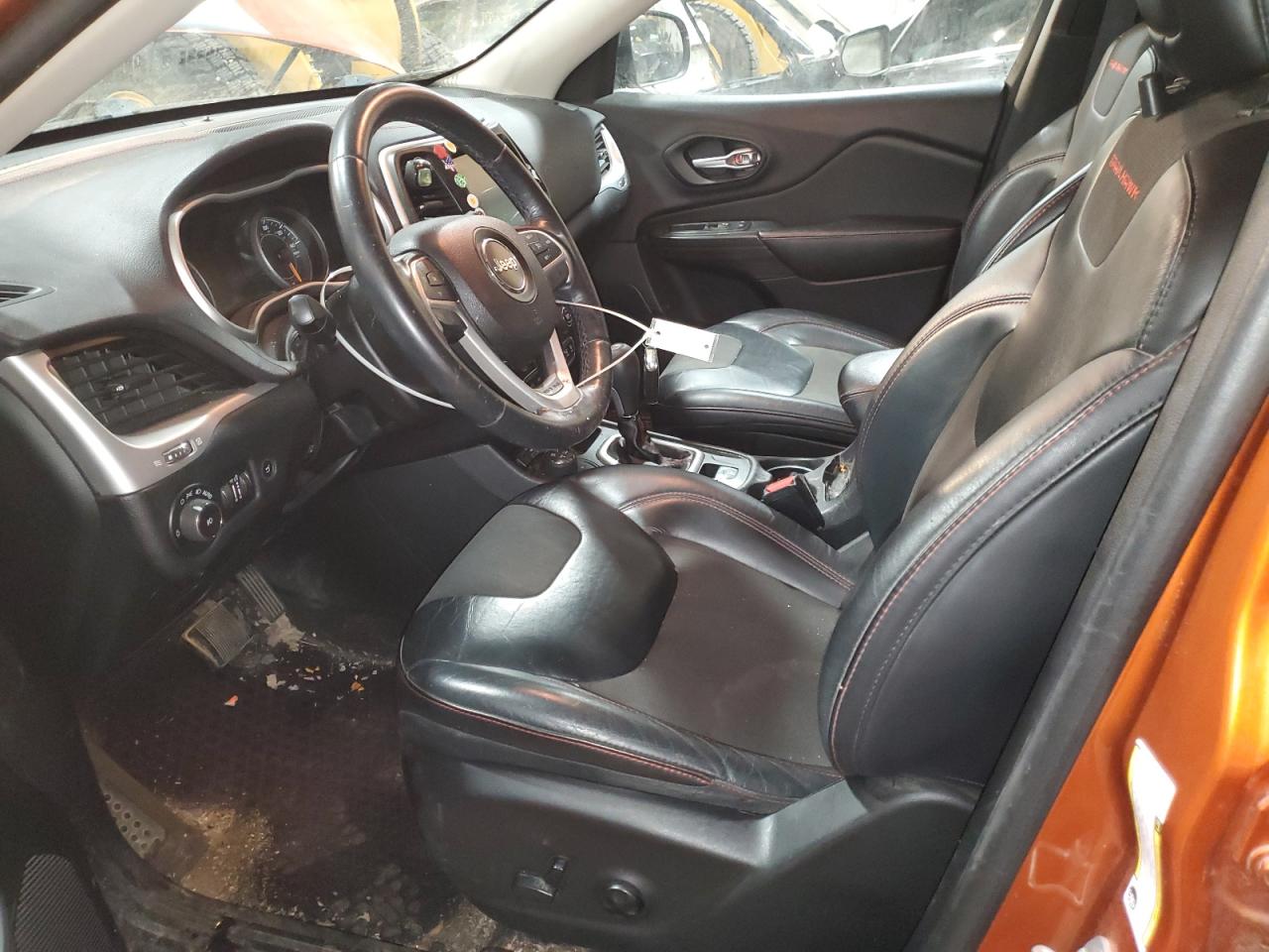 2016 Jeep Cherokee Trailhawk VIN: 1C4PJMBS2GW214769 Lot: 92433925