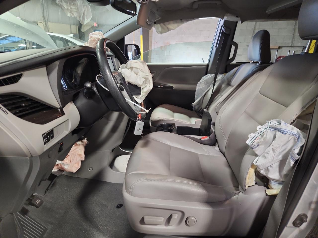 2020 Toyota Sienna Xle VIN: 5TDYZ3DC8LS037152 Lot: 91080235