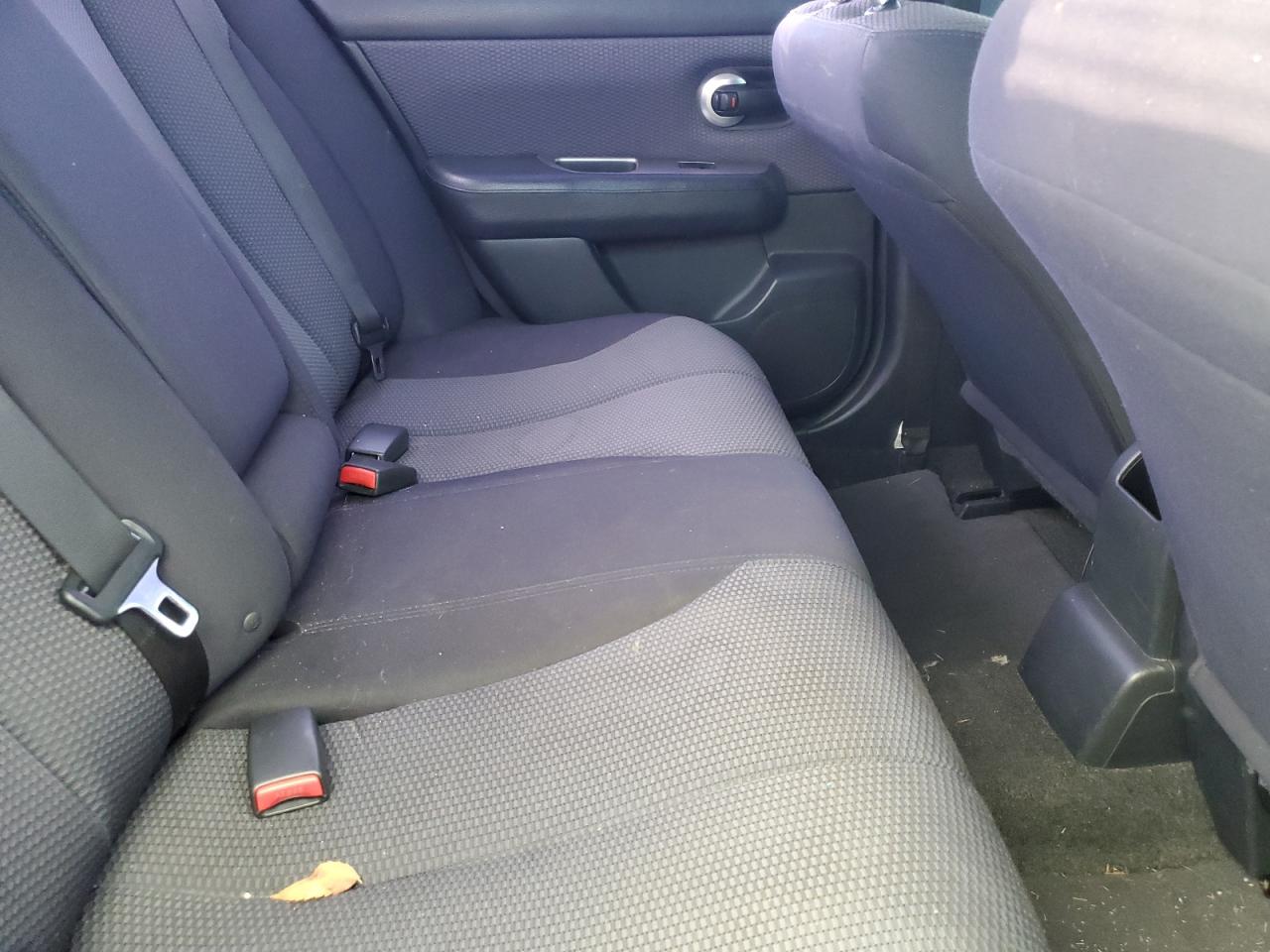 2007 Nissan Versa S VIN: 3N1BC11E87L443688 Lot: 91818555