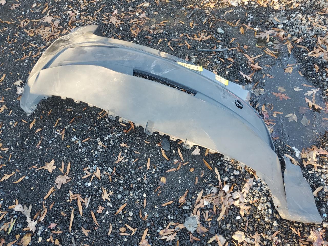 2024 Tesla Model Y VIN: 7SAYGDEE1RA218828 Lot: 90925445