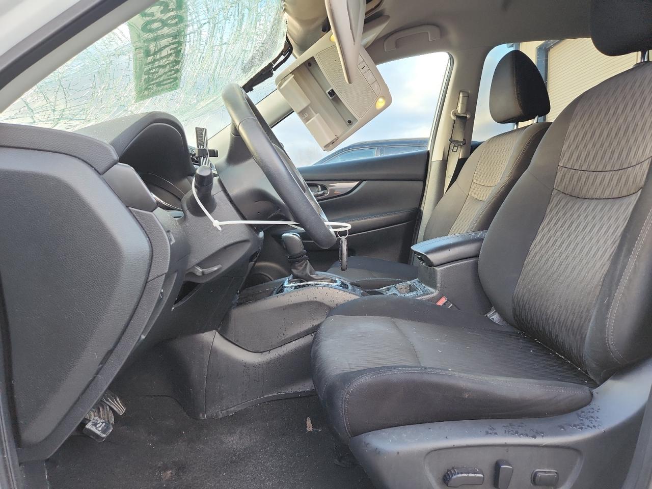 2019 Nissan Rogue S VIN: 5N1AT2MV8KC770702 Lot: 92372185