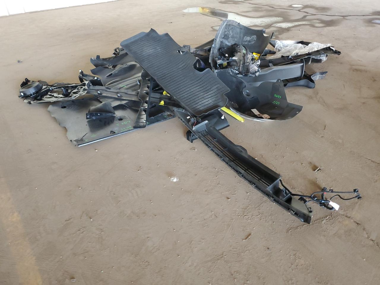 2025 Tesla Model 3 VIN: 5YJ3E1EA7SF987299 Lot: 92809945