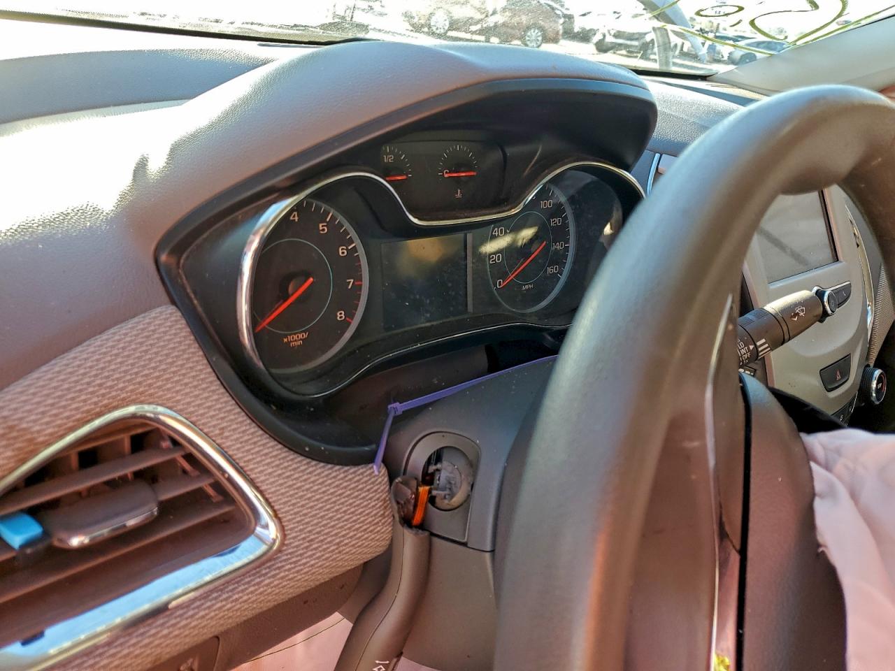 2018 Chevrolet Cruze Ls VIN: 1G1BC5SMXJ7195765 Lot: 94593005