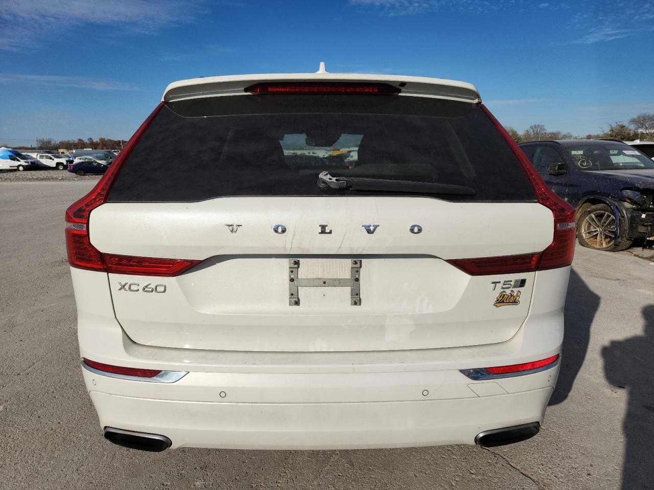 2018 Volvo Xc60 T5 Inscription VIN: YV4102RL1J1028461 Lot: 93299885