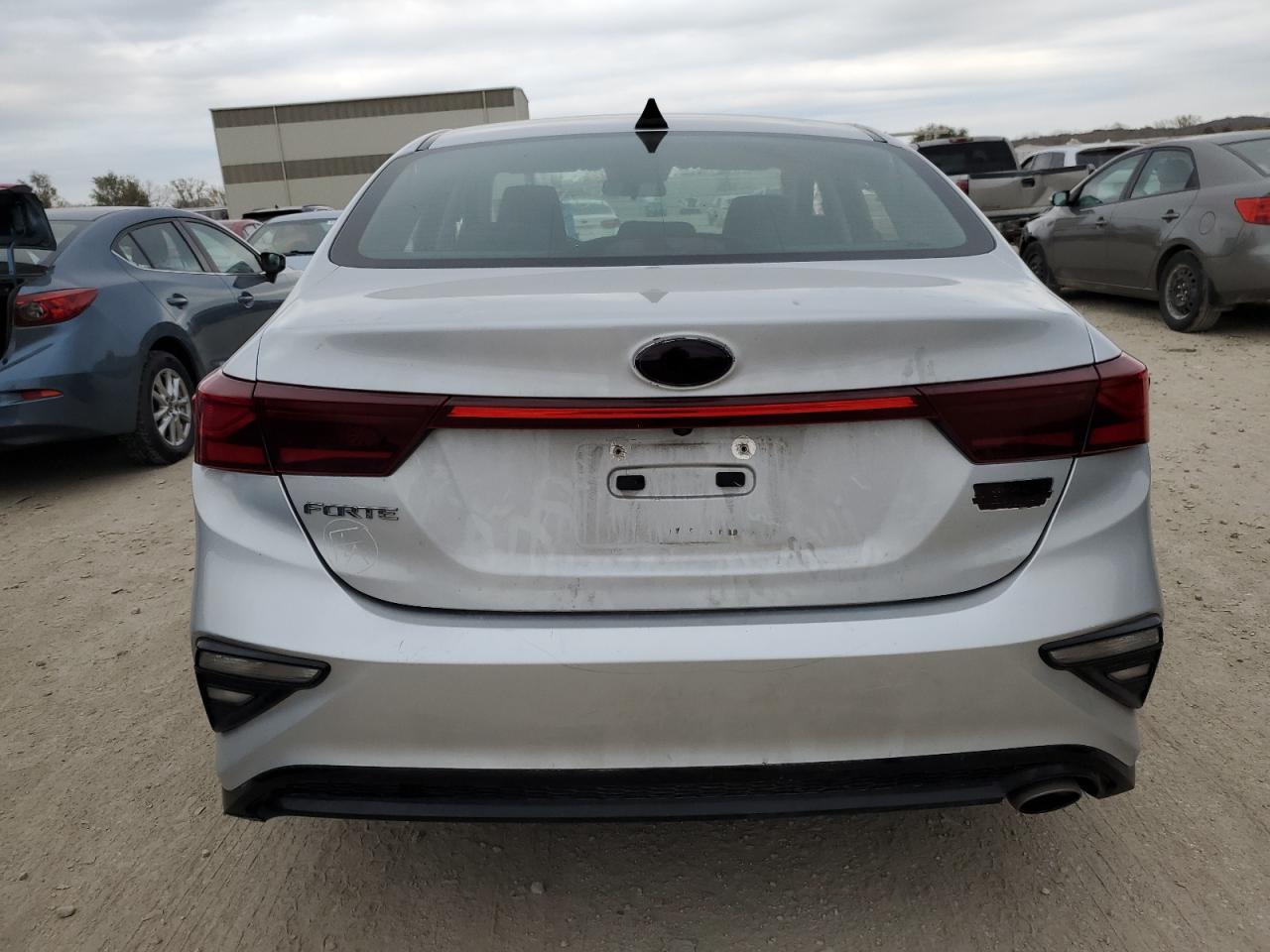 2019 Kia Forte Fe VIN: 3KPF24AD1KE090637 Lot: 91020835