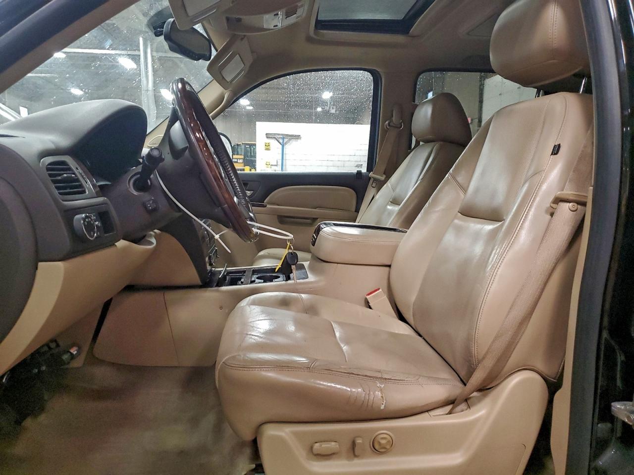 2010 GMC Yukon Denali VIN: 1GKUKEEF7AR189186 Lot: 94143645