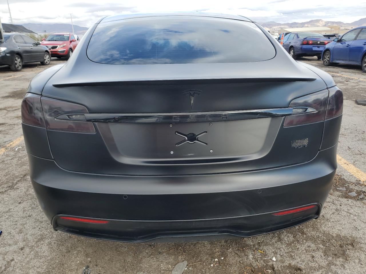 2021 Tesla Model S VIN: 5YJSA1E69MF438421 Lot: 92688445
