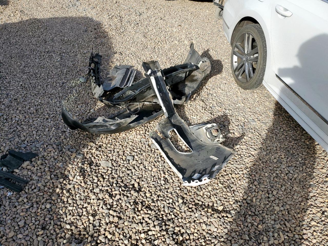 2016 Jeep Cherokee Latitude VIN: 1C4PJLCB8GW319955 Lot: 93243035