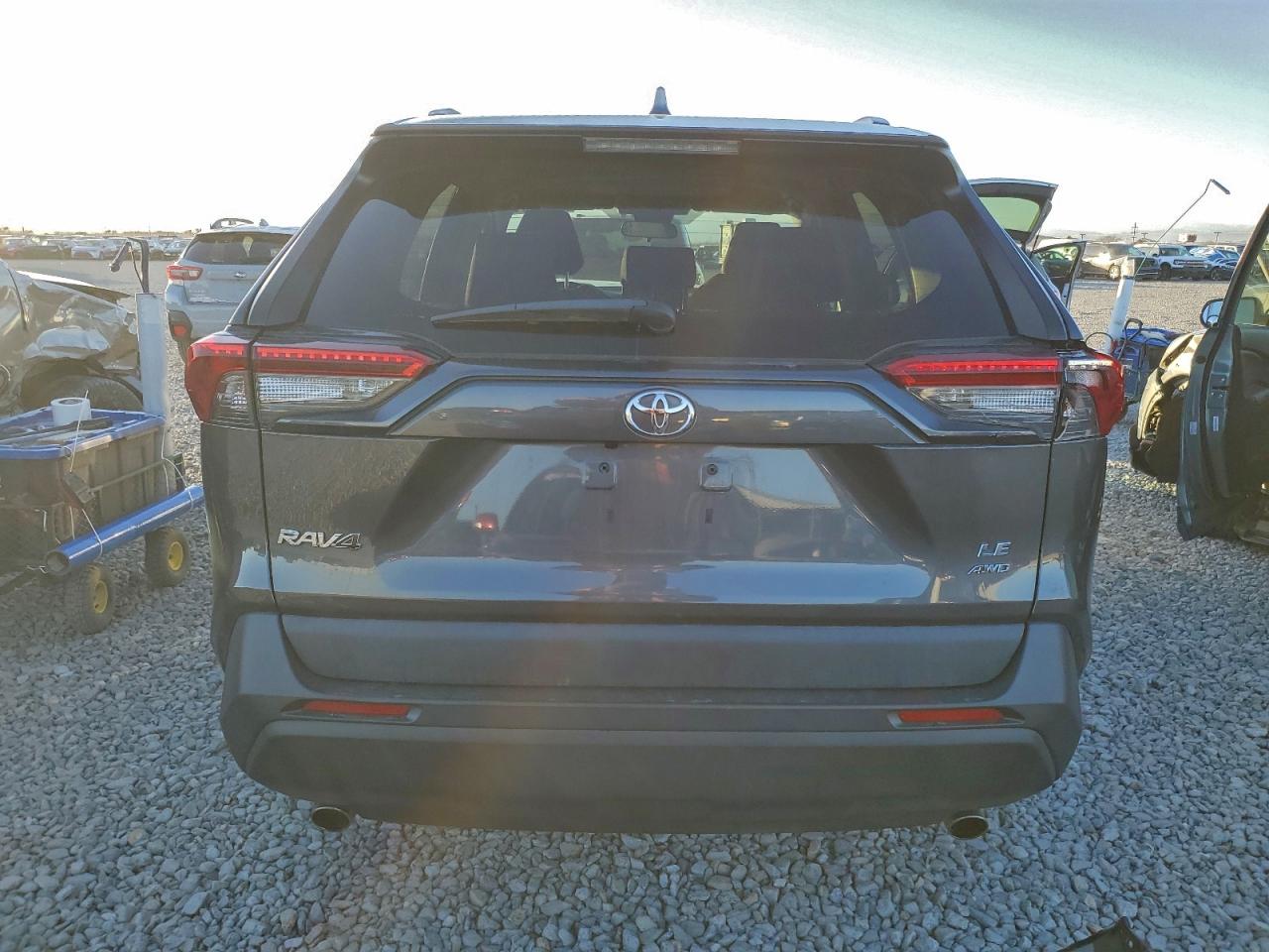 2020 Toyota Rav4 Le VIN: 2T3G1RFV2LW139601 Lot: 94547515