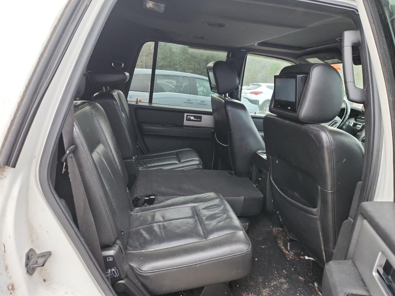 2011 Ford Expedition Limited VIN: 1FMJU2A59BEF36610 Lot: 69251335