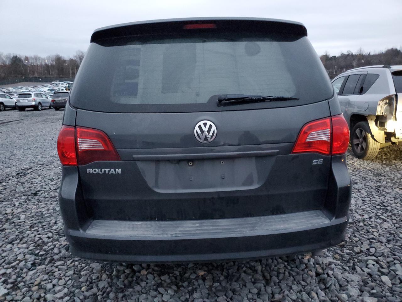 2011 Volkswagen Routan Se VIN: 2V4RW3DG8BR806276 Lot: 92667565